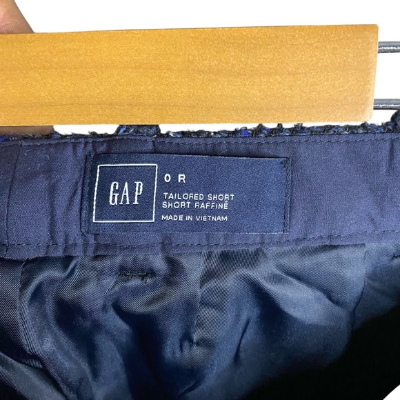 Gap Women's Navy Blizzard Tailored Wool Knit Short - Picture 3 of 6